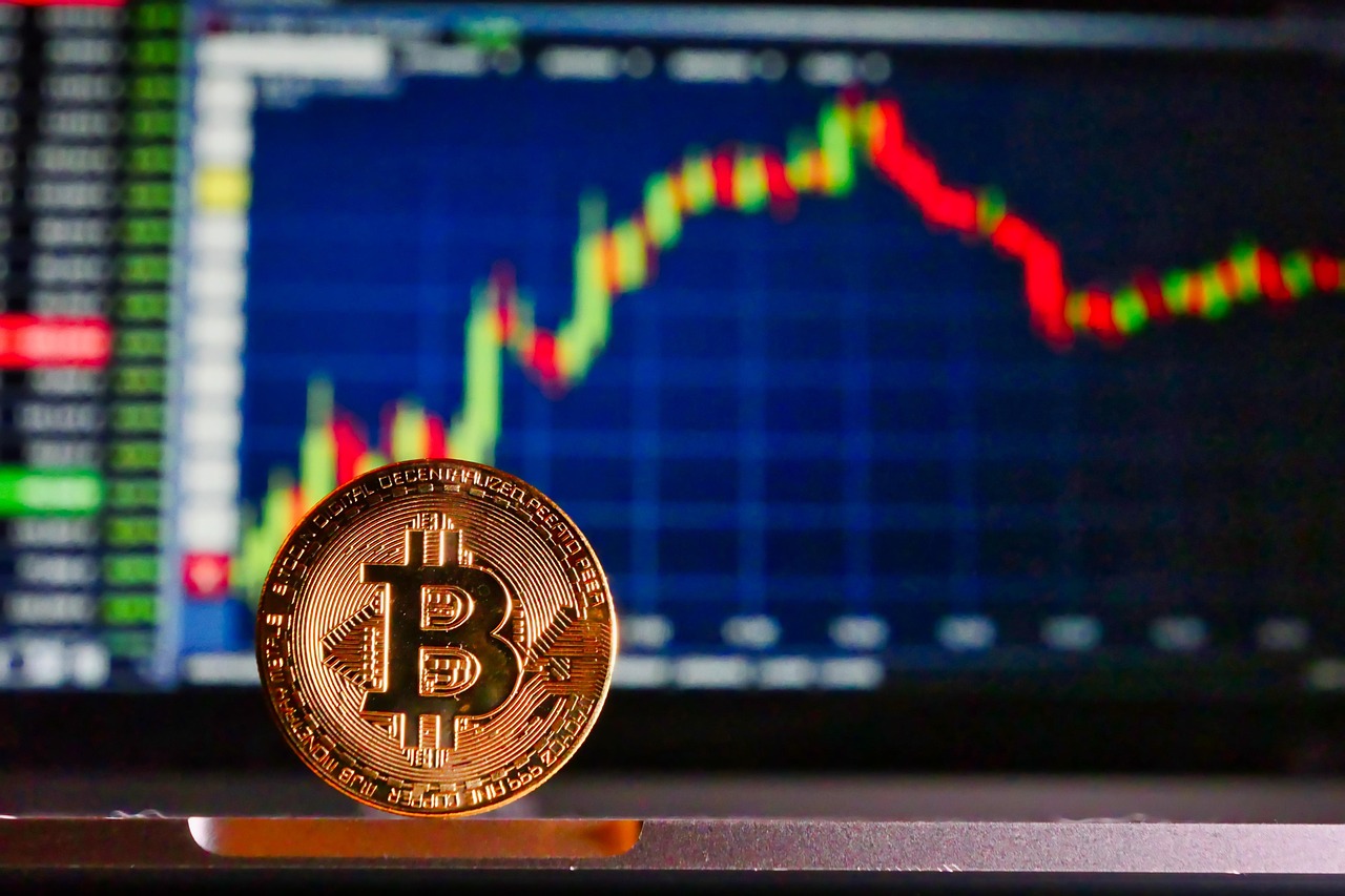 AI概念币ACT、IP 同步暴跌20% 又迅速反弹！诡异的币价走势引热议